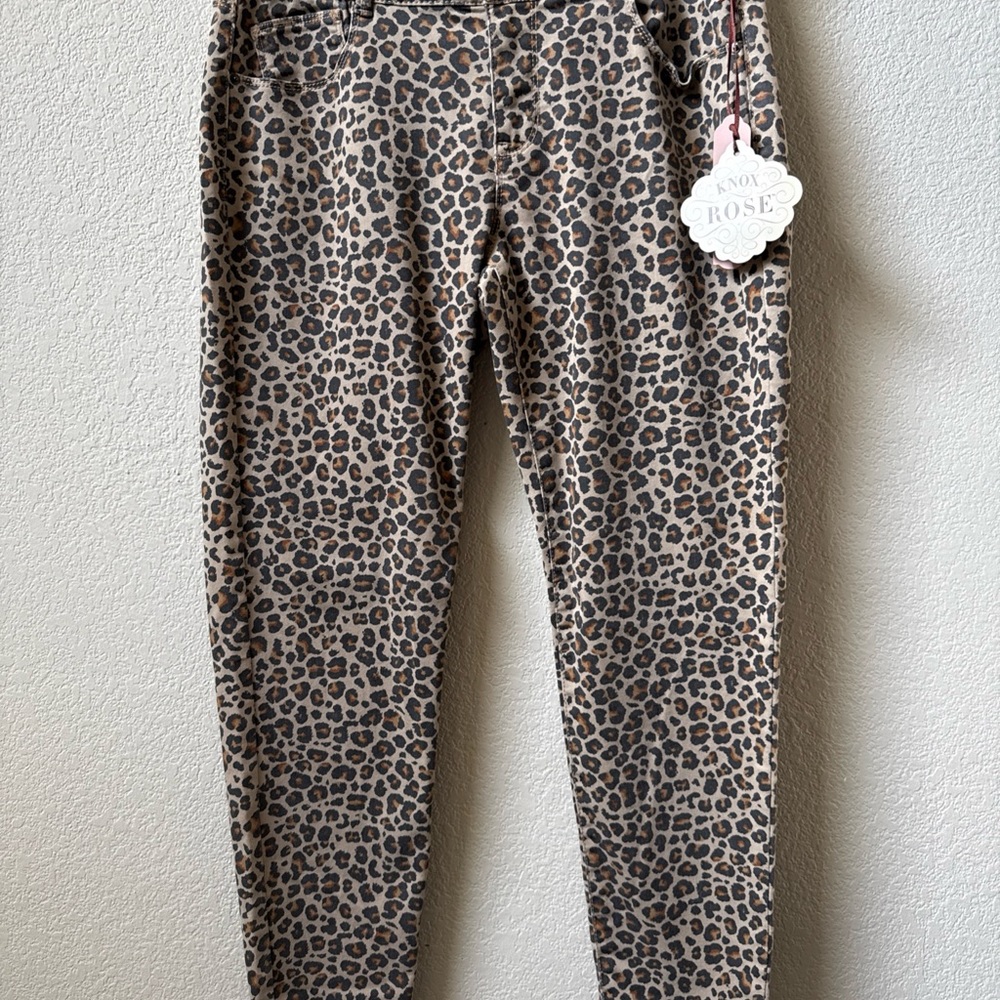 Knox Rose Leopard Print Ankle Pants